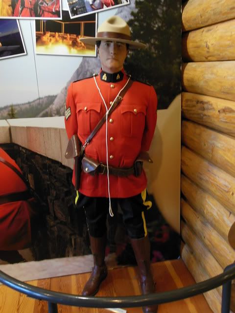 Mountie 3104