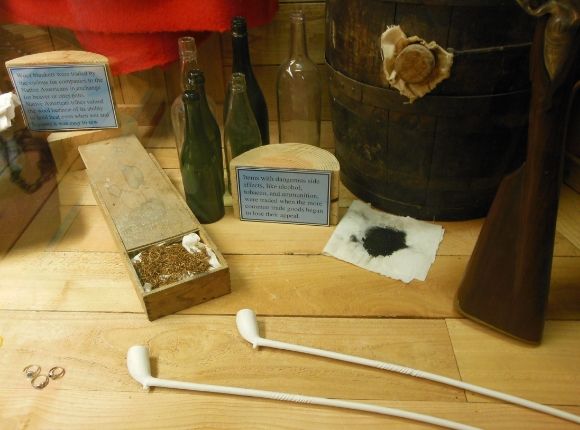 7608 photo DSCN7608tradegoods_zpse3dfa591.jpg