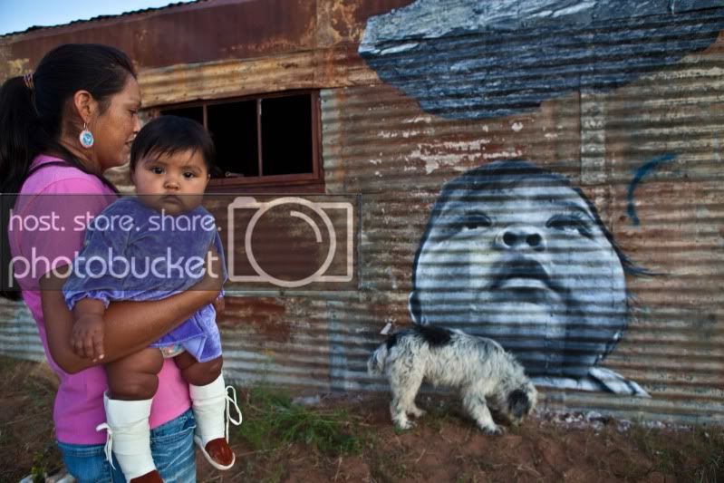 Jetsonorama, Black coal with baby